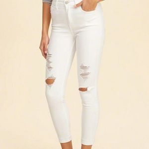 Hollister White Highwasited SkinnyJeans Size 29